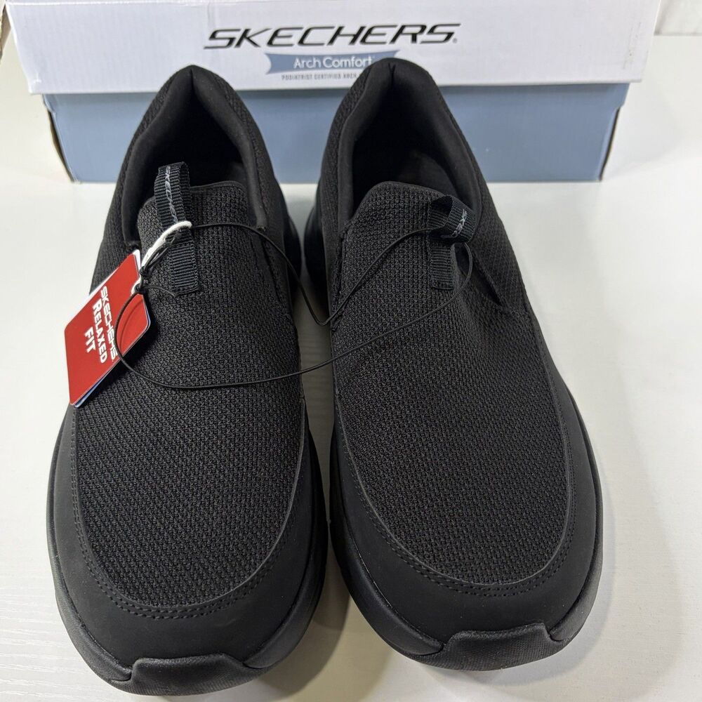 New Skechers Men's Arch Comfort Flex Sneaker Size 10 Black Slip On